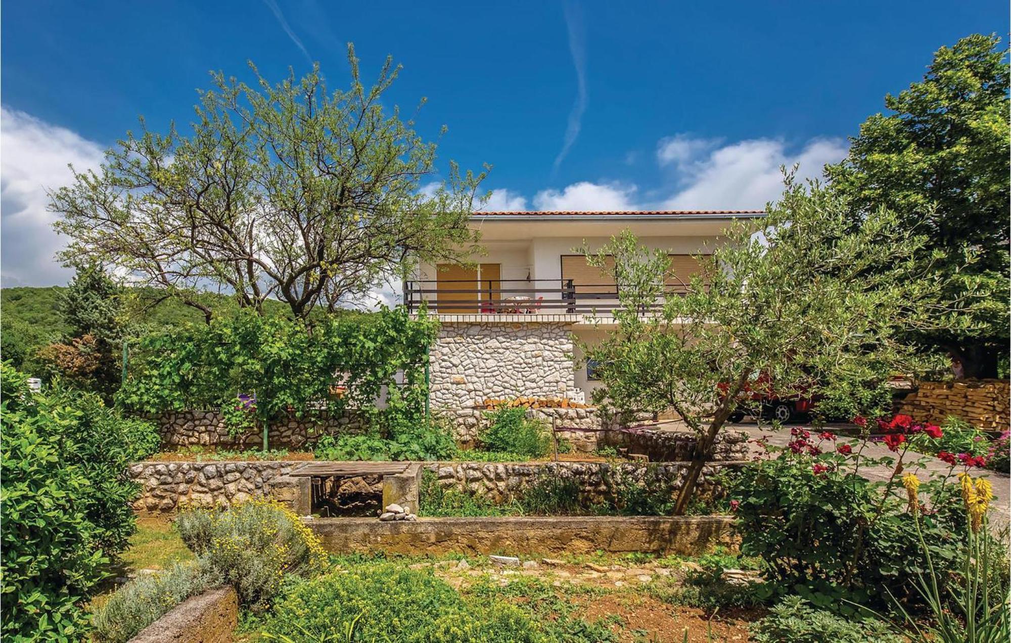 Nice Apartment In Smrika With Kitchen מראה חיצוני תמונה